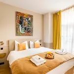 Place Des Vosges With Air Conditioning Appartement